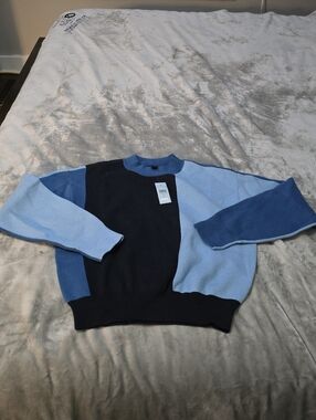 Ann Taylor Colorblock Crewneck Sweater in Tricolor Blues